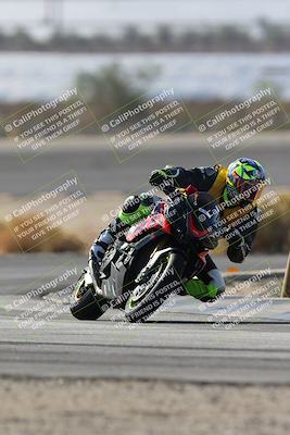 media/Nov-16-2025-Race Pace (Sun) [[8c5fa54630]]/Non Verified Riders (1st 20 Minutes)/1-Turn 14 (10am)/